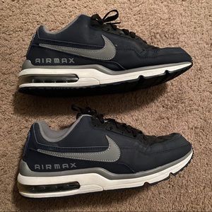 Nike air max men’s sneakers